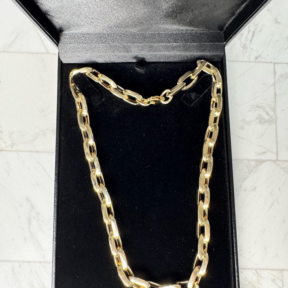 14K Yellow Gold Hardware Necklace  18” - Picture 6 of 9